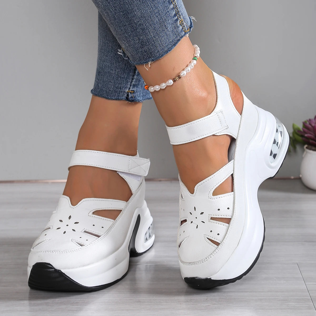New Summer Closed Toe Women Sandals Fashion Plus Size Casual Shoes New Hollow Out Light Comfortable Platform Sandals Zapatos
