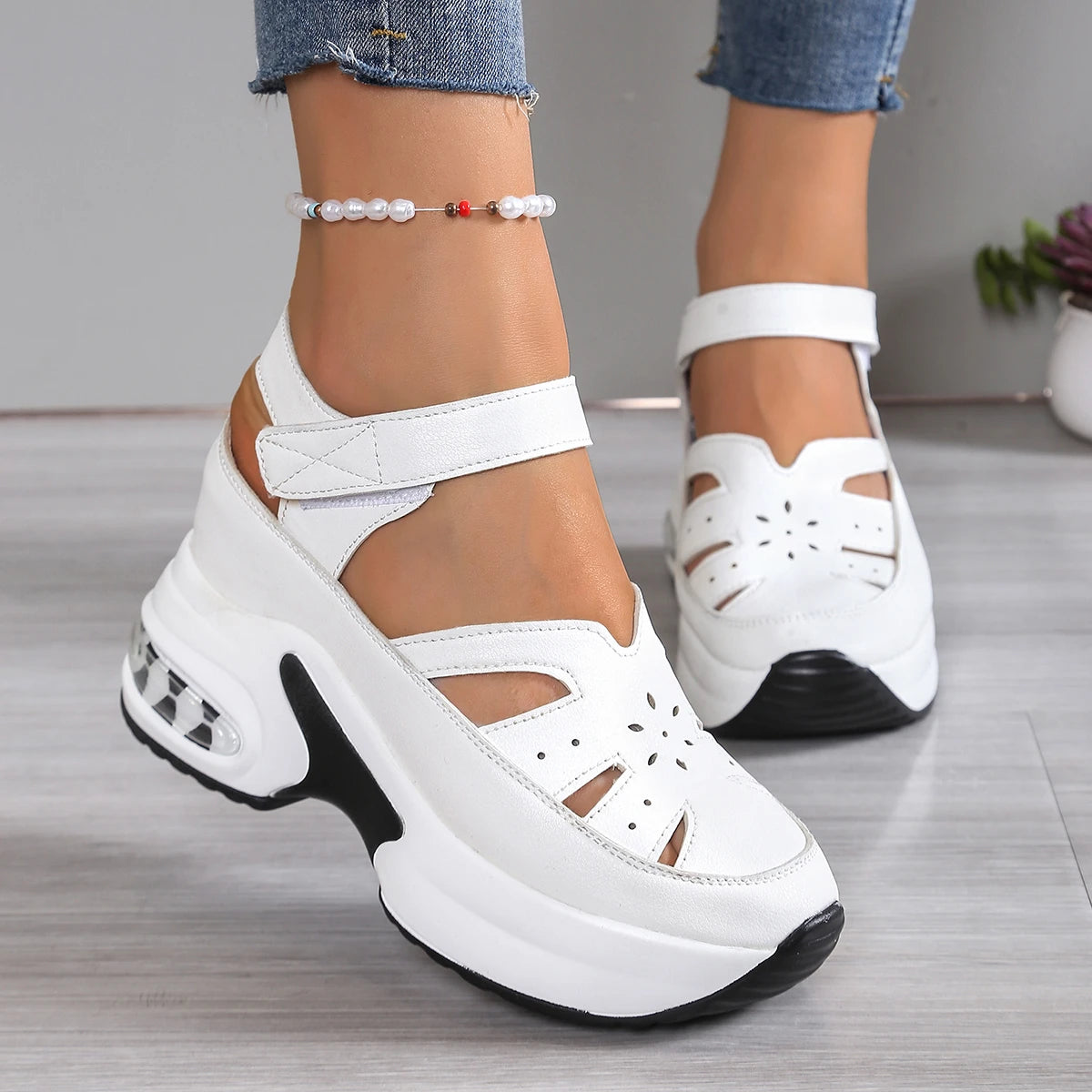 New Summer Closed Toe Women Sandals Fashion Plus Size Casual Shoes New Hollow Out Light Comfortable Platform Sandals Zapatos